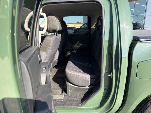 Used 2024 Nissan Frontier SV w/ SV Convenience Package RWD image 24