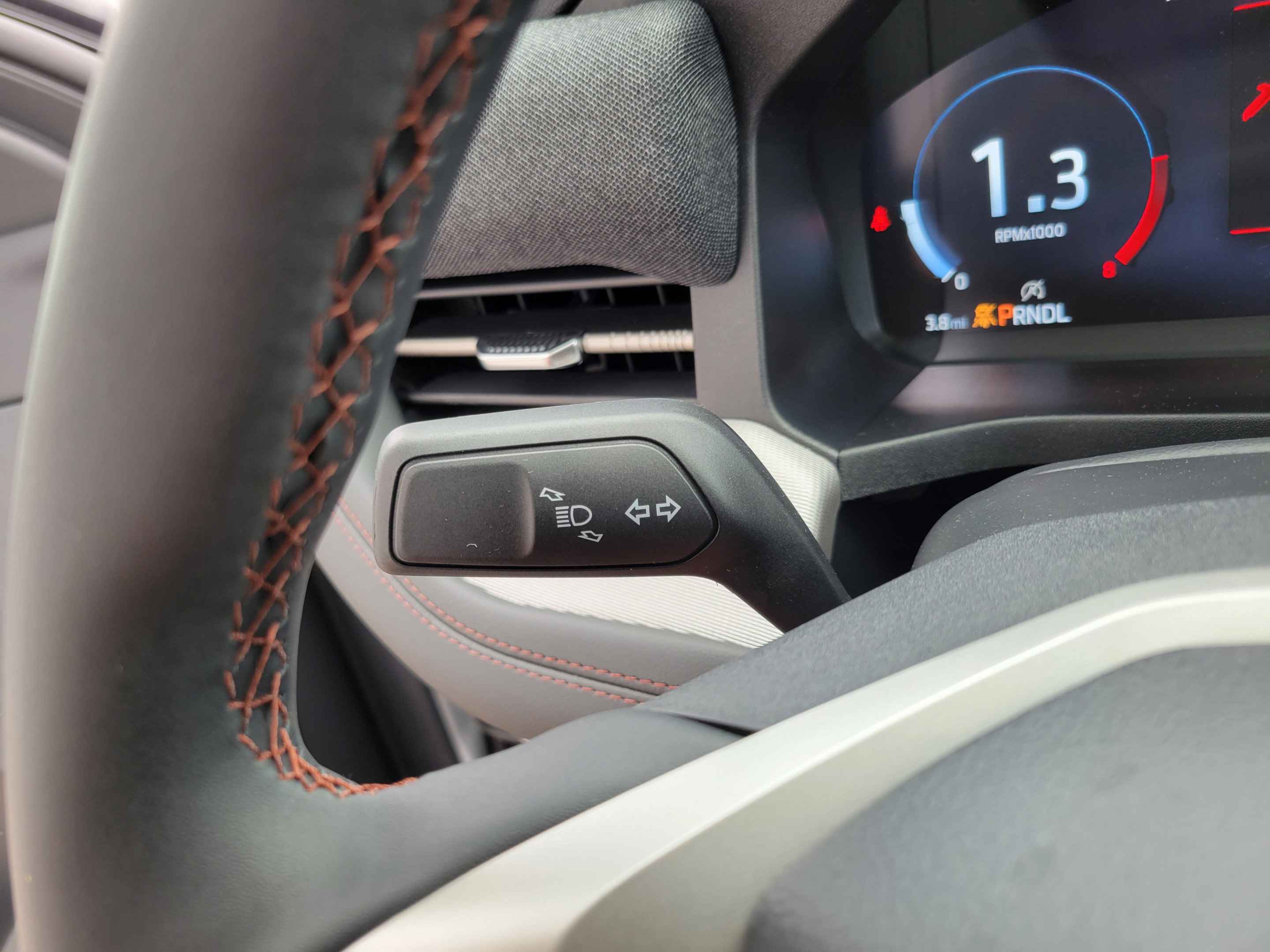 New 2026 Ford Explorer Active RWD image 24
