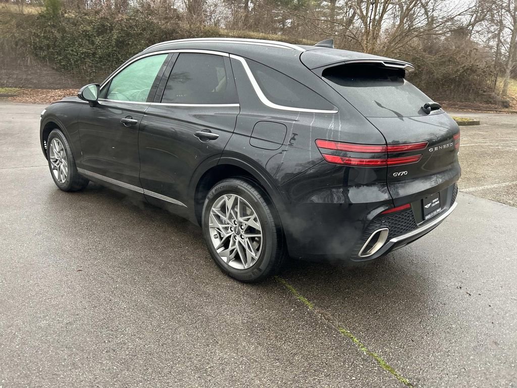 Used 2024 Genesis GV70 2.5T w/ Select Package image 5