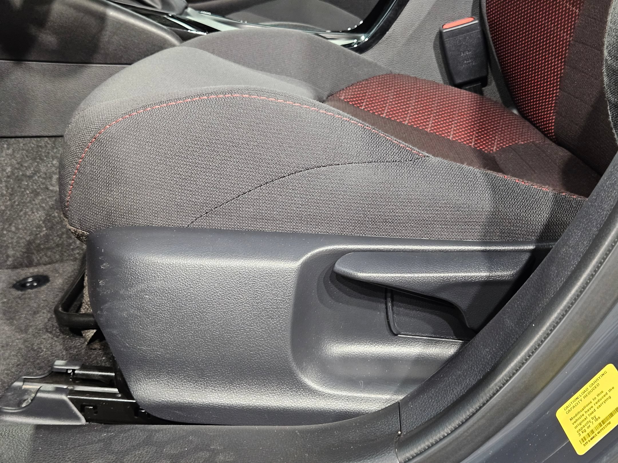 Used 2025 Toyota Corolla SE FWD image 22