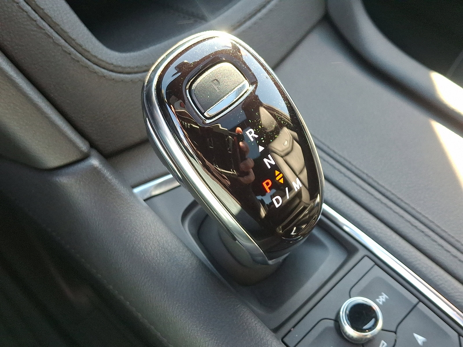 Certified 2022 Cadillac XT6 Premium Luxury w/ Technology Package image 16