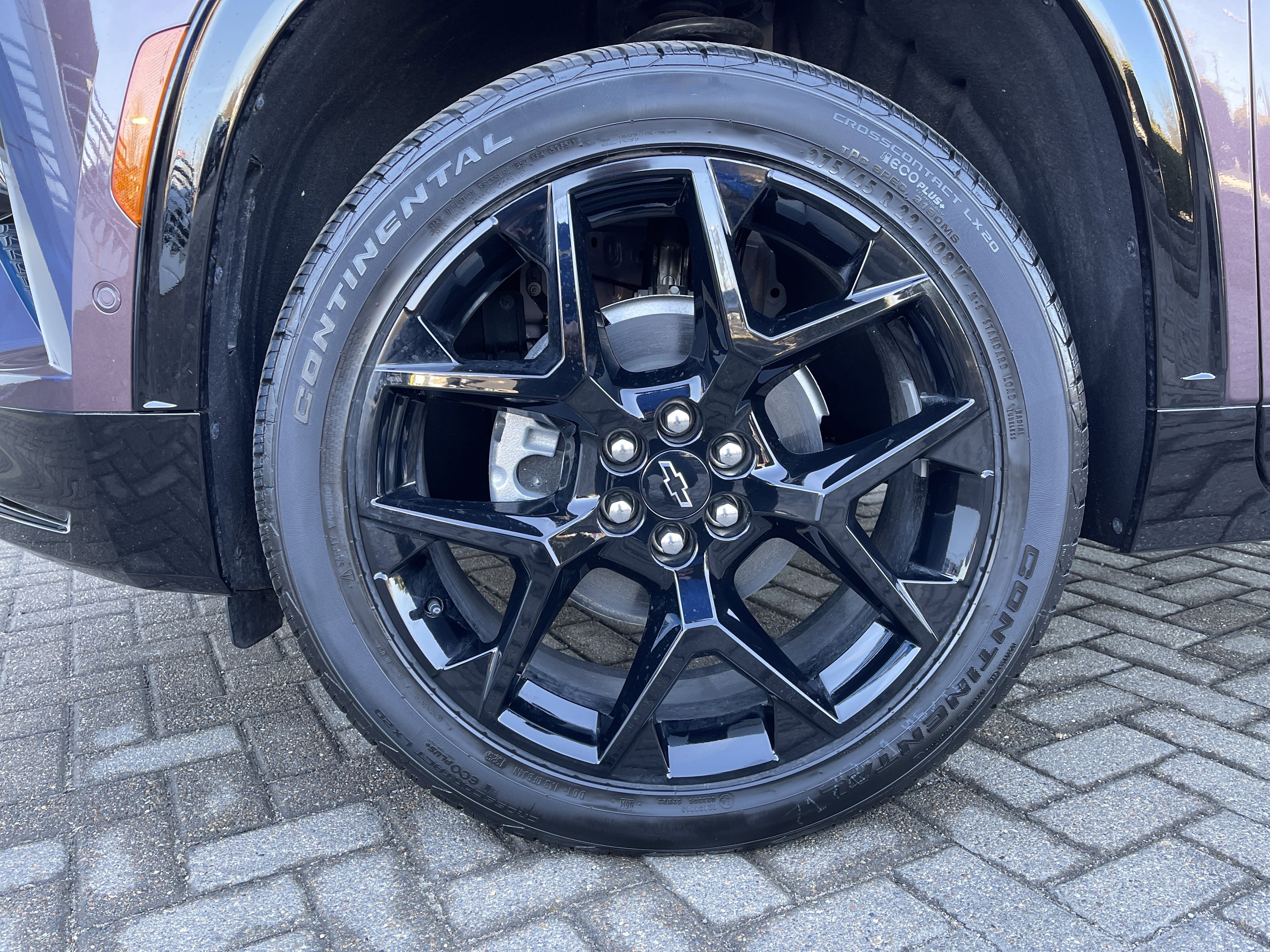 Used 2025 Chevrolet Traverse RS w/ LPO, Floor Liner Package image 11