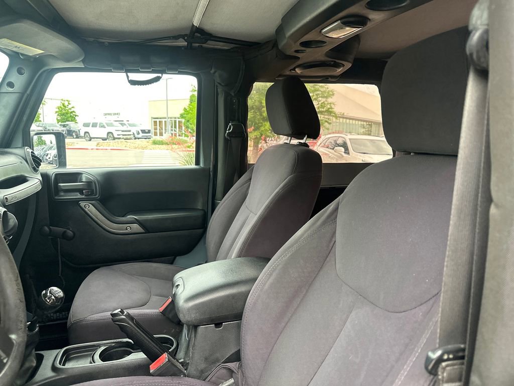 Used 2014 Jeep Wrangler Sport AWD/4WD image 13