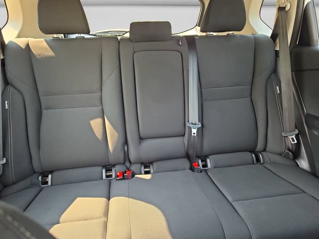 Used 2024 Nissan Rogue S AWD/4WD image 17