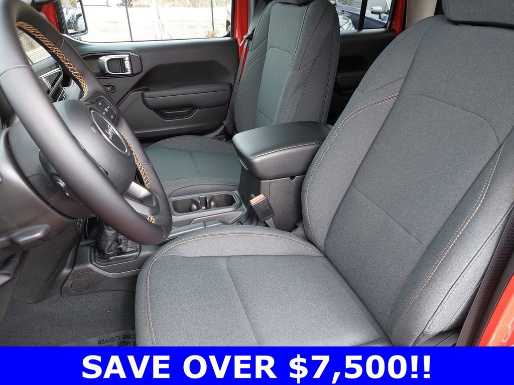 New 2025 Jeep Gladiator Sport AWD/4WD image 15