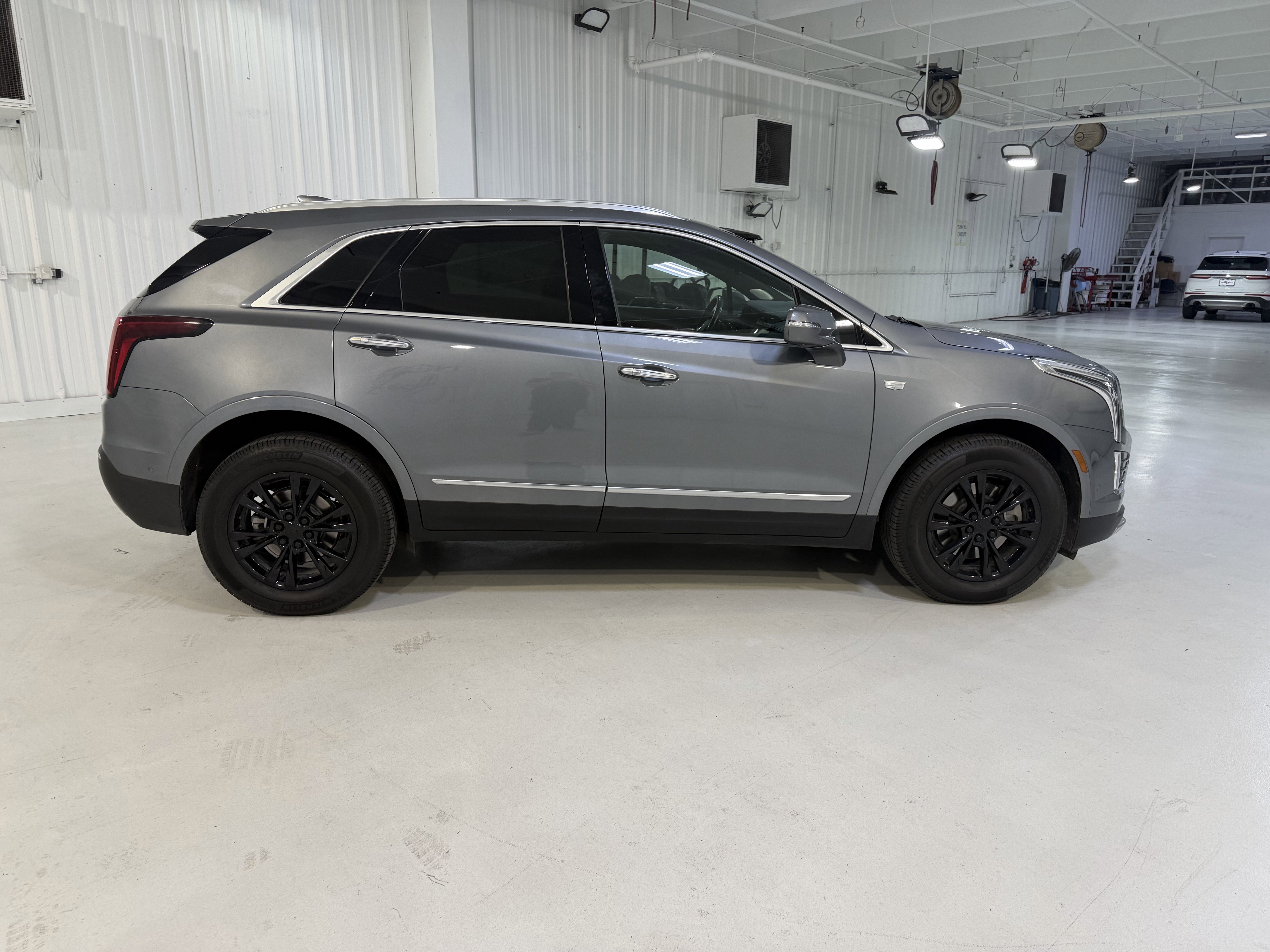Used 2020 Cadillac XT5 Premium Luxury FWD image 6