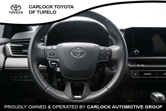 Used 2025 Toyota Camry SE FWD image 29