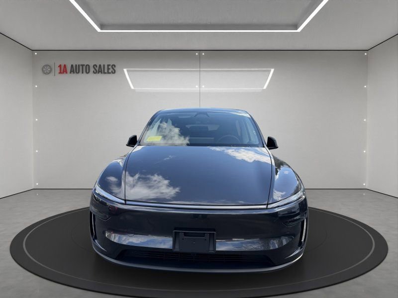 Used 2026 Tesla Model Y AWD image 8