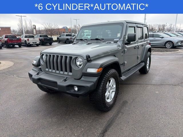 Used 2023 Jeep Wrangler Sport S image 5