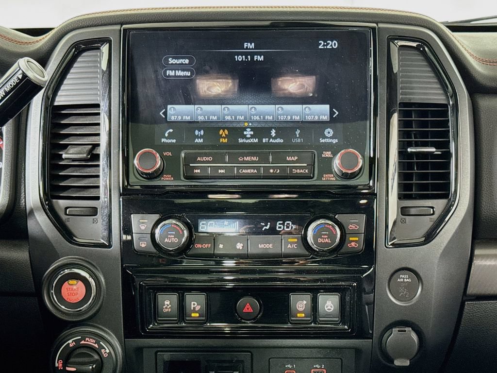 Used 2023 Nissan Titan PRO-4X w/ Pro-4x Convenience Package AWD/4WD image 15