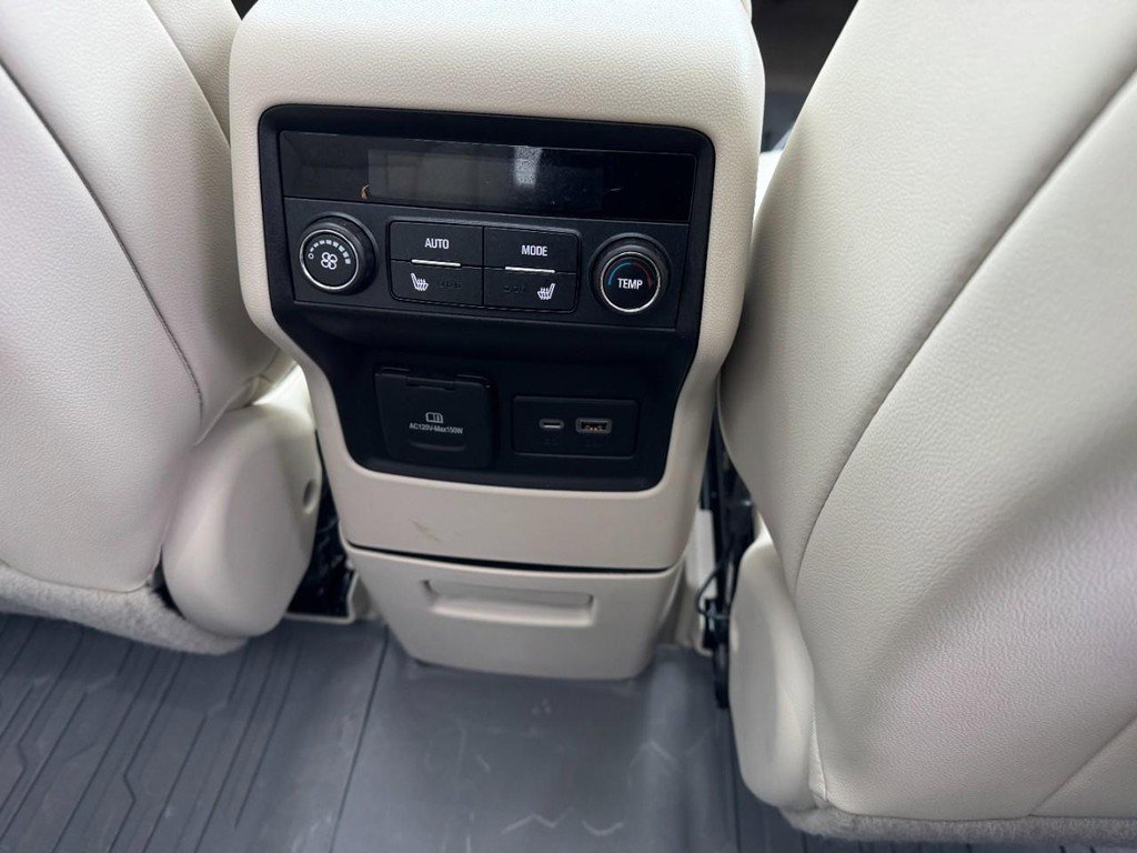 Used 2021 GMC Acadia Denali w/ LPO, Floor Liner Package image 19