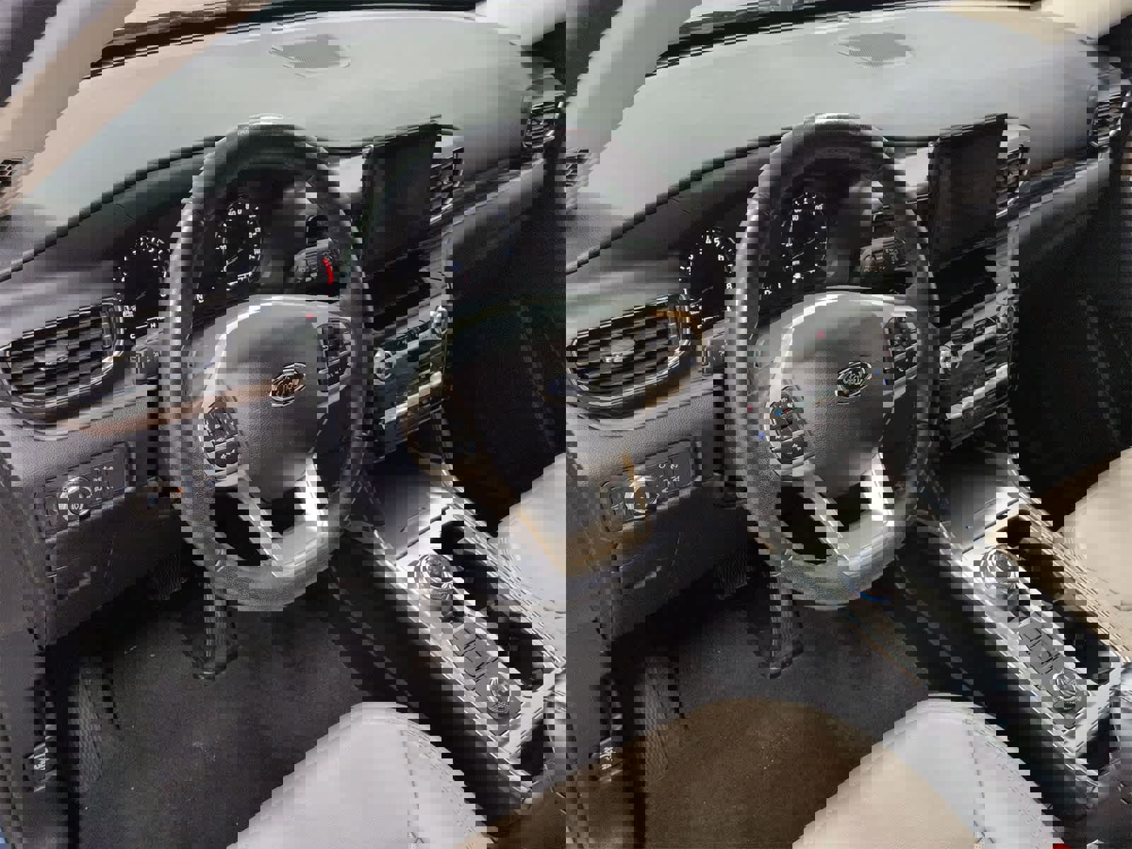 Used 2021 Ford Explorer Limited w/ Equipment Group 301A image 10