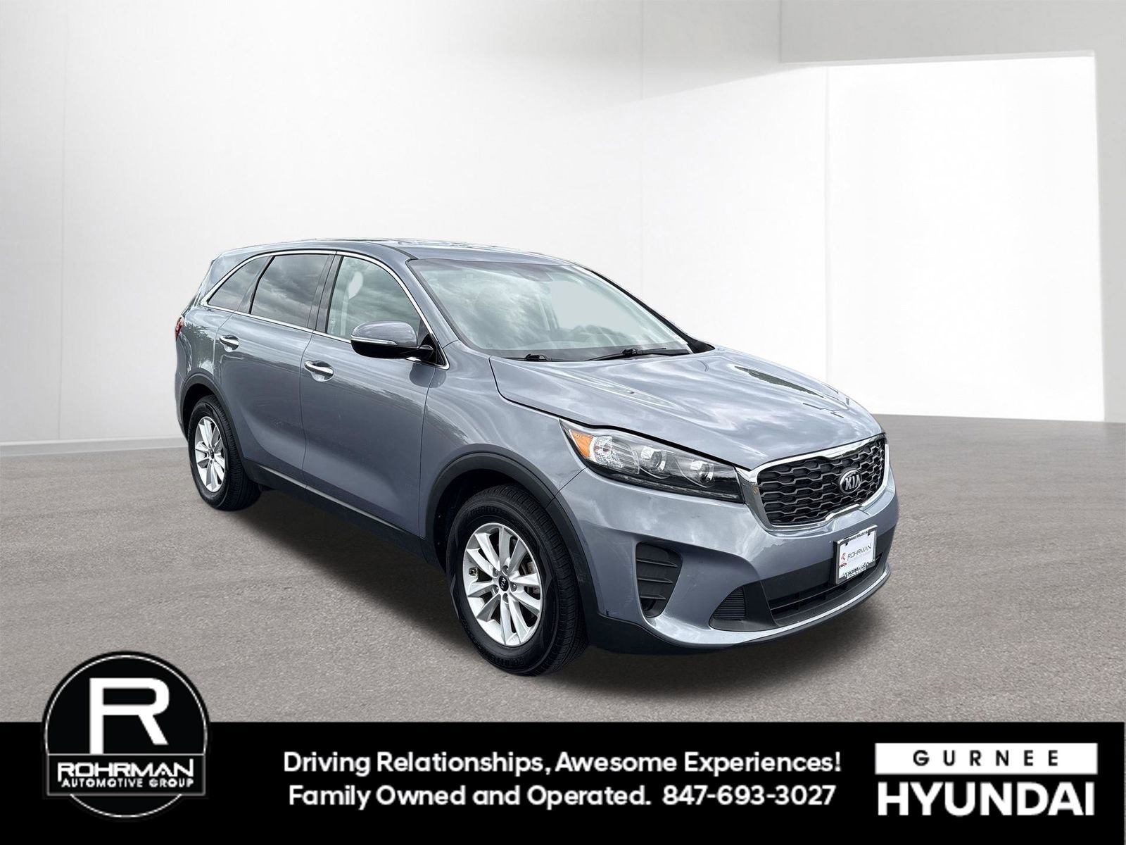Used 2019 Kia Sorento L FWD image 2