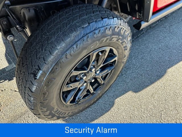 Used 2023 Jeep Gladiator Sport AWD/4WD image 19