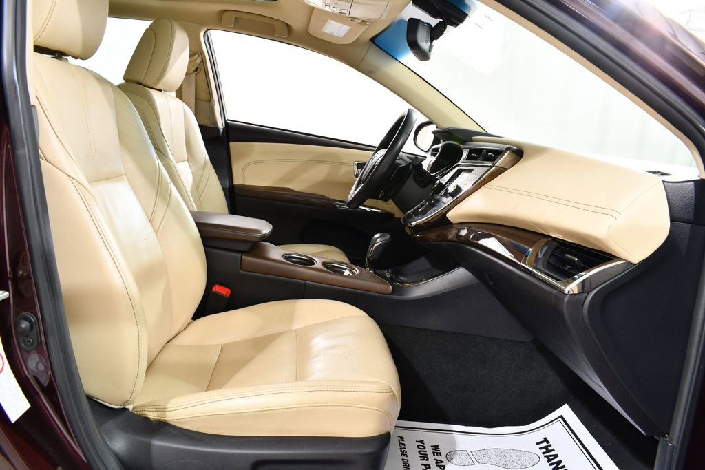 Used 2013 Toyota Avalon Limited image 10