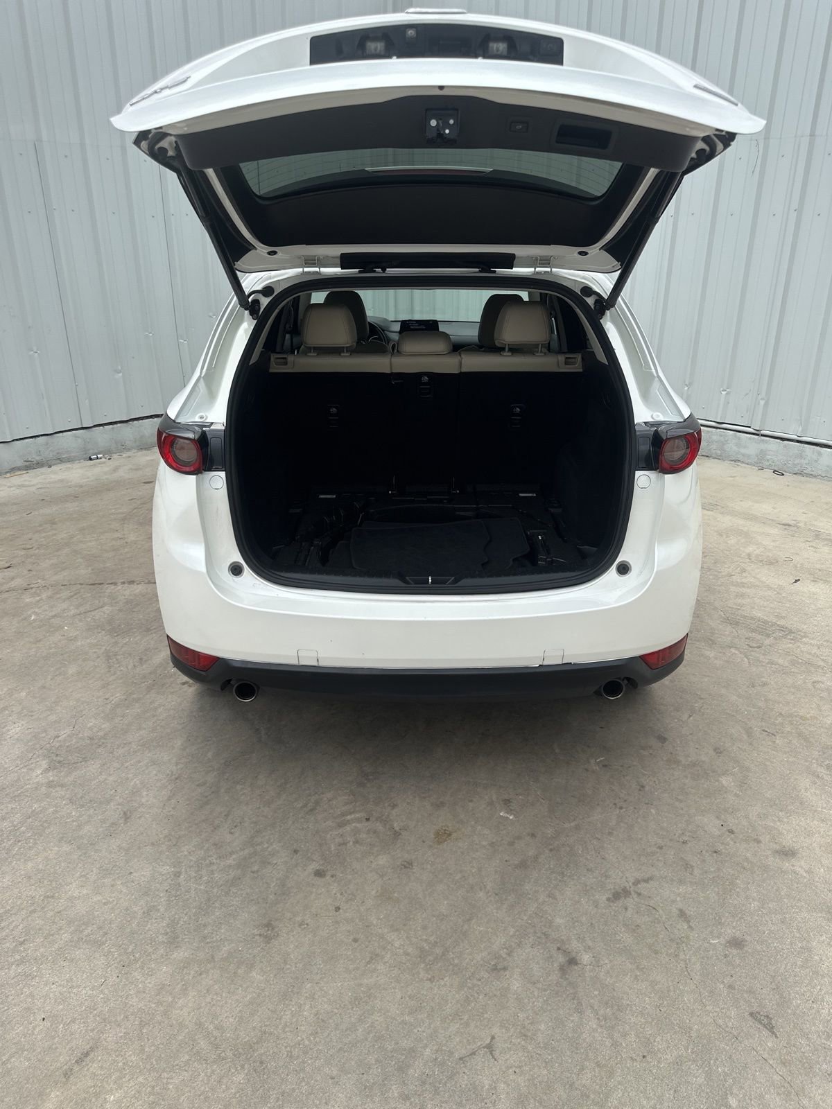 Used 2019 MAZDA CX-5 Touring image 8