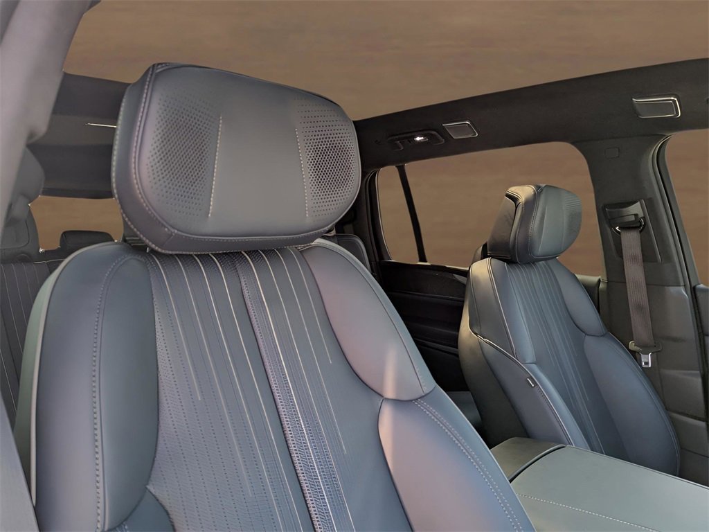 New 2025 Cadillac Escalade IQ Sport 2 image 15