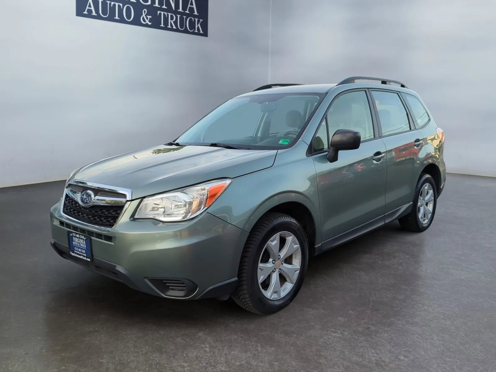 Used 2016 Subaru Forester 2.5i w/ Alloy Wheel Package