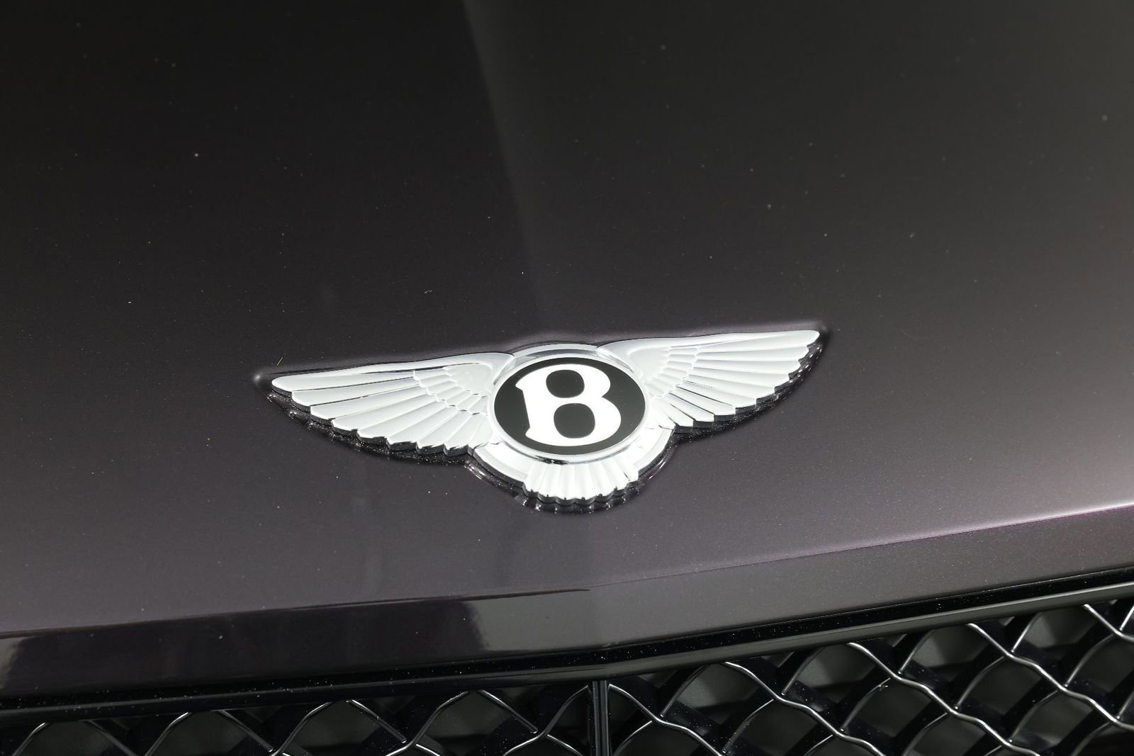 Used 2022 Bentley Bentayga AWD/4WD image 12