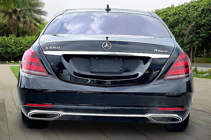 Used 2018 Mercedes-Benz S 560 4MATIC Sedan image 3