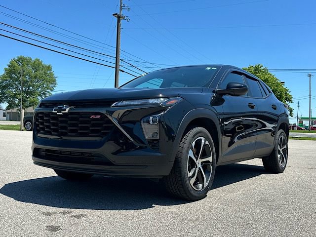 Used 2024 Chevrolet Trax RS