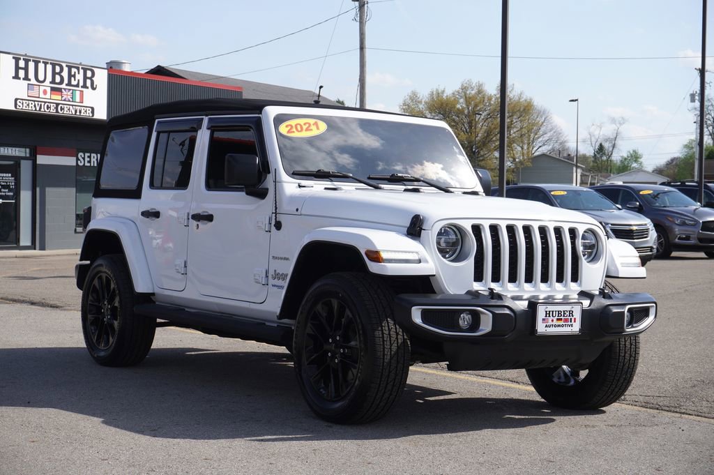 Used 2021 Jeep Wrangler Unlimited Sahara w/ Cold Weather Group AWD/4WD image 9