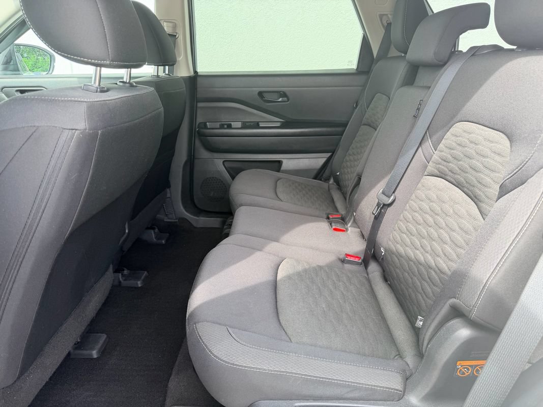 Used 2023 Nissan Pathfinder S AWD/4WD image 13
