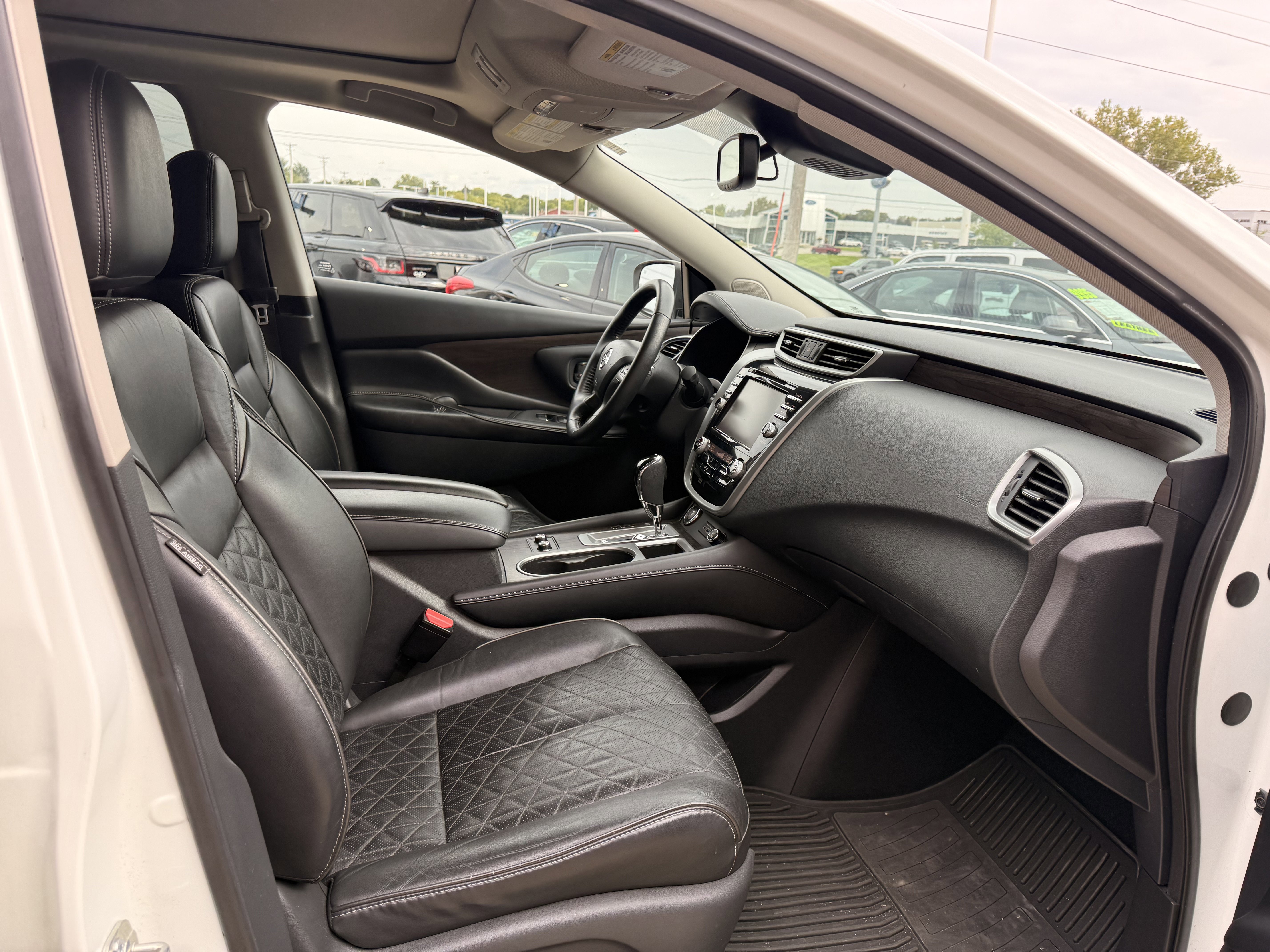 Used 2019 Nissan Murano Platinum w/ Cargo Package image 13
