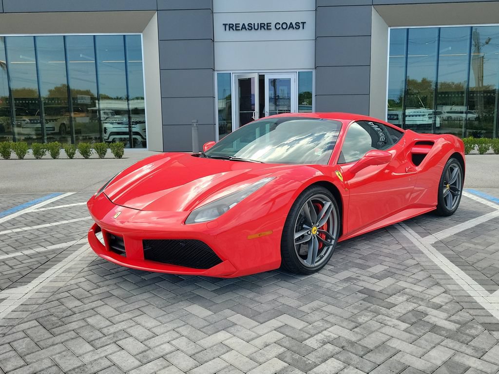 Used 2018 Ferrari 488 GTB RWD video 1