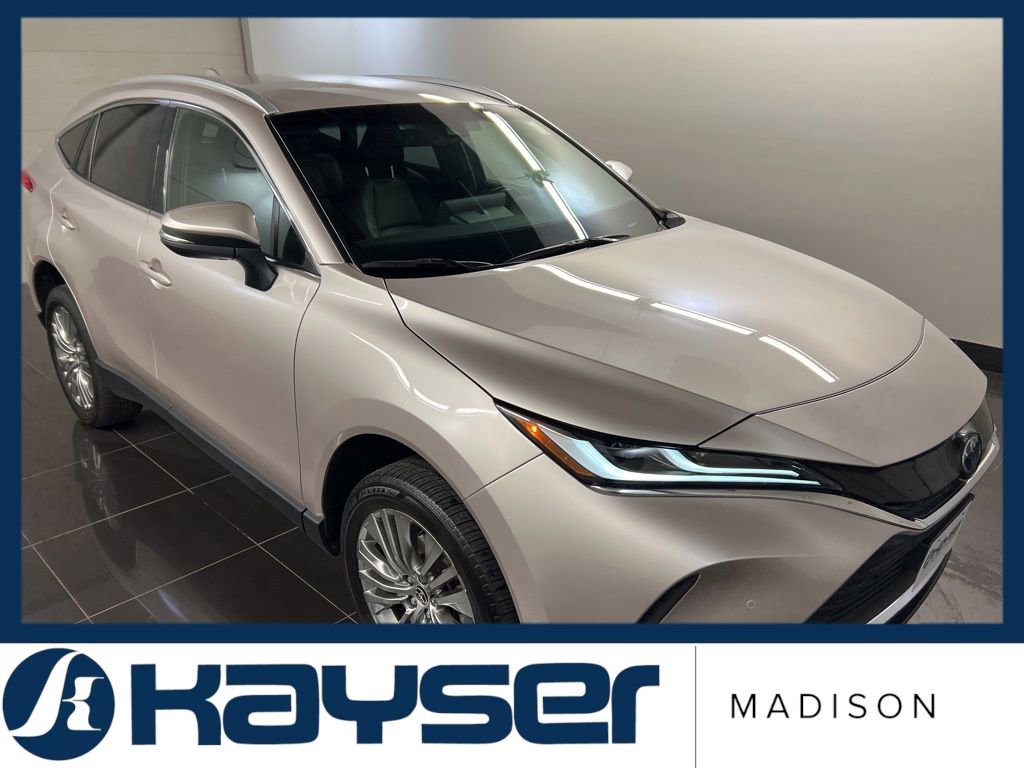 Used 2022 Toyota Venza XLE