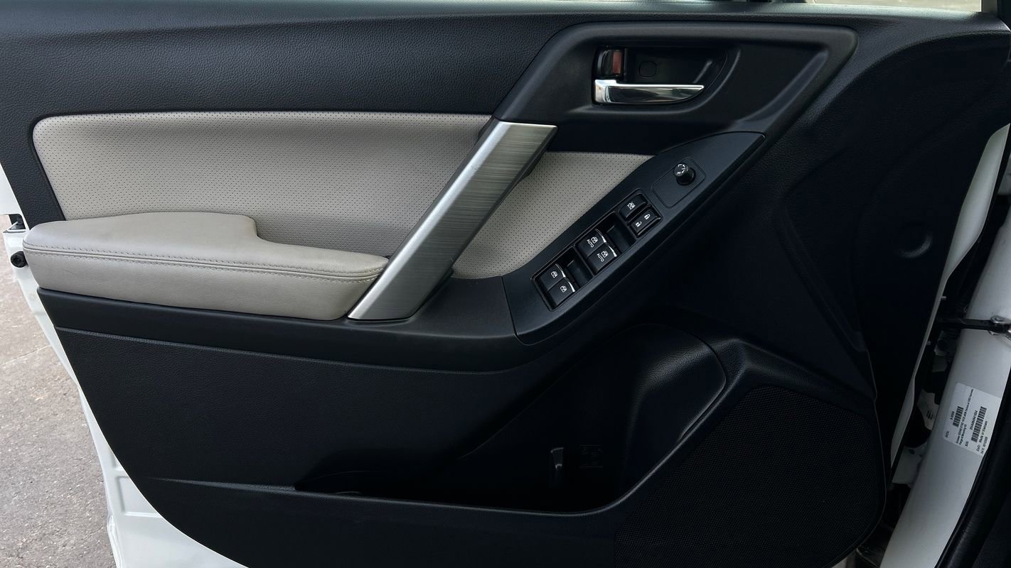 Used 2017 Subaru Forester 2.5i Limited w/ Popular Package #2 image 25