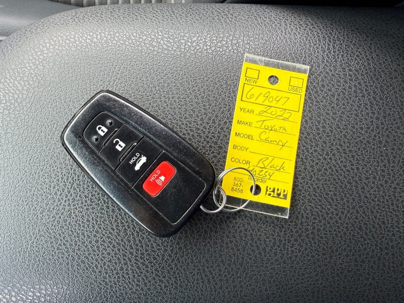 Used 2022 Toyota Camry SE w/ Convenience Package FWD image 39