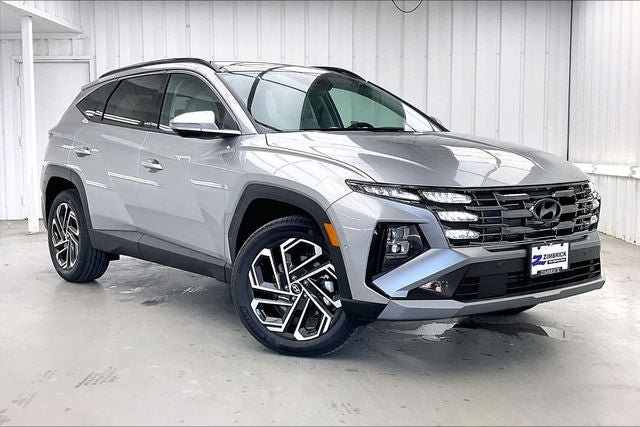 Certified 2025 Hyundai Tucson Limited AWD/4WD image 1