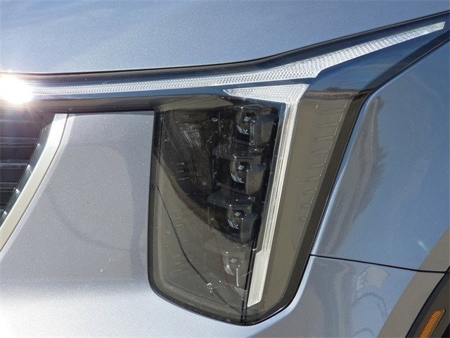 Used 2025 Kia Sorento EX image 4