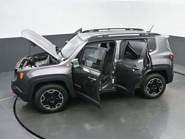 Used 2016 Jeep Renegade Trailhawk AWD/4WD image 63