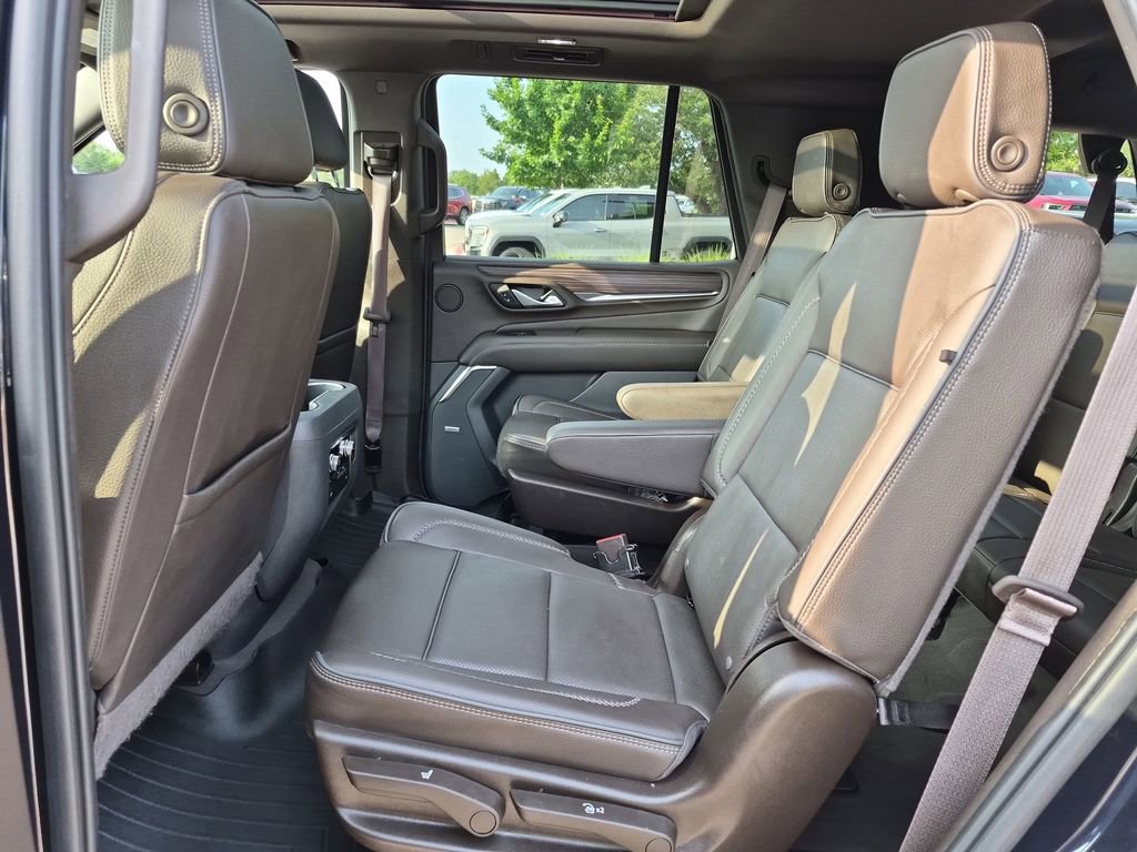 Used 2022 GMC Yukon Denali AWD/4WD image 33