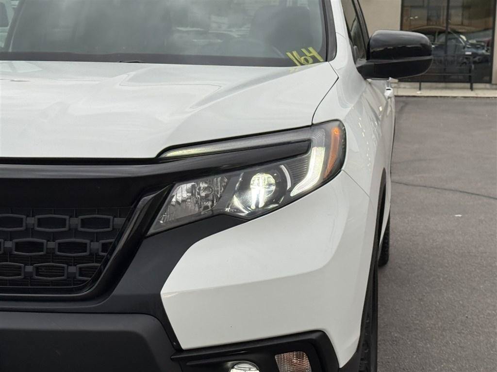 Used 2021 Honda Passport Sport image 12