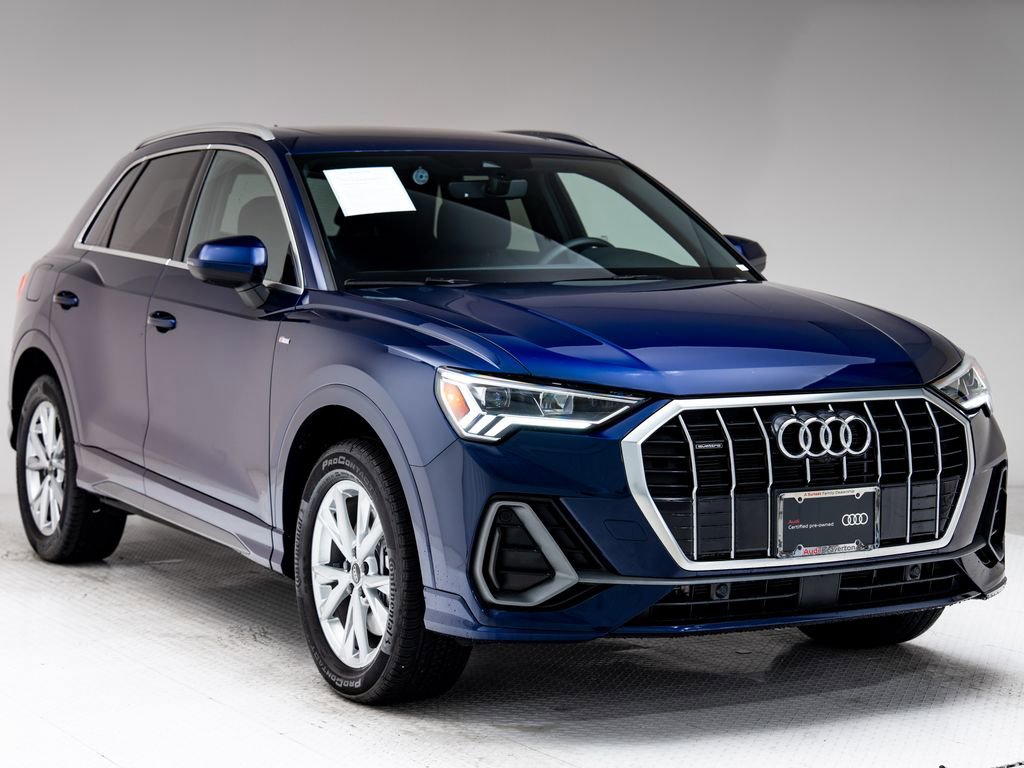 Certified 2025 Audi Q3 2.0T Premium Plus w/ Premium Plus Package image 29
