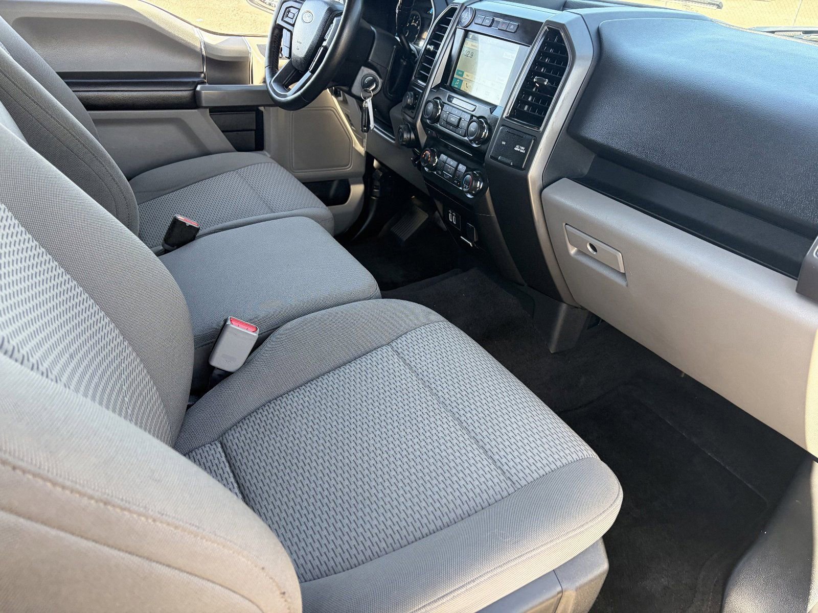 Used 2017 Ford F150 XLT w/ Equipment Group 302A Luxury AWD/4WD image 13