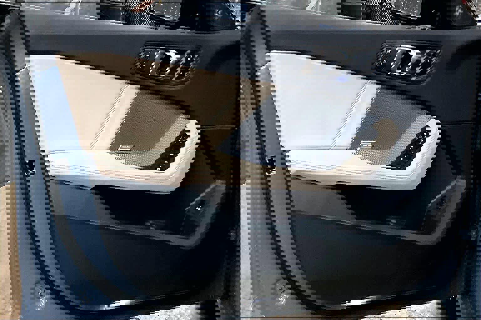 Used 2025 BMW M235i xDrive w/ Technology Package image 25