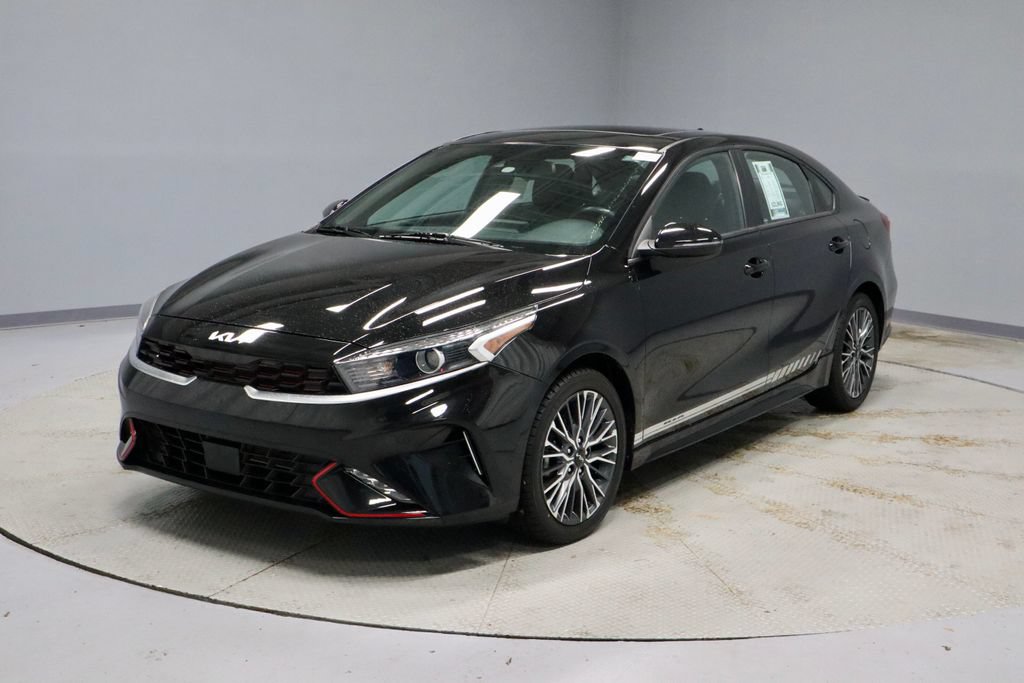Used 2023 Kia Forte GT-Line w/ GT-Line Premium Package FWD image 7