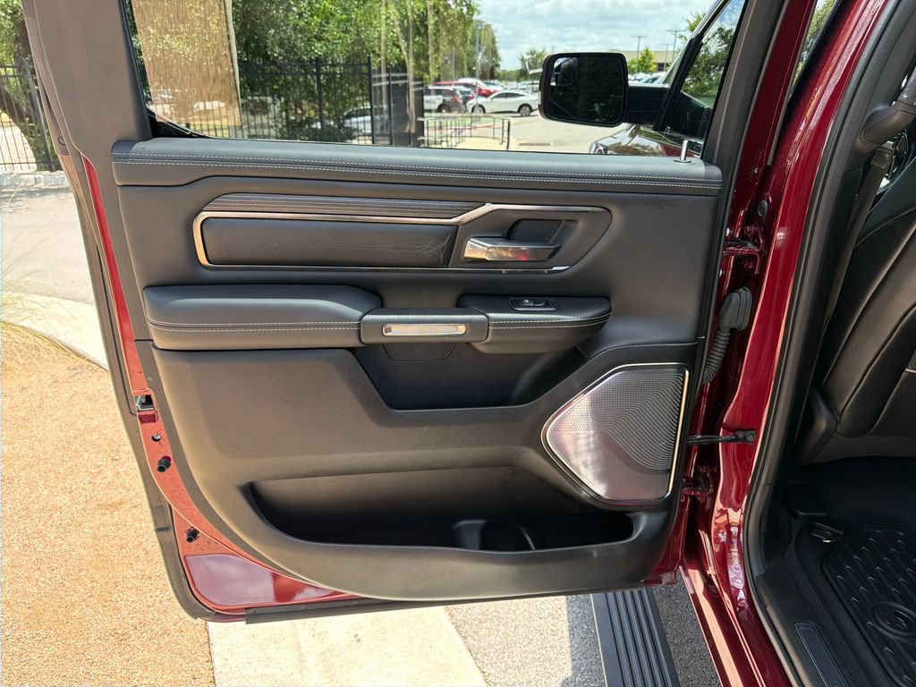 Used 2019 RAM 1500 Limited RWD image 35