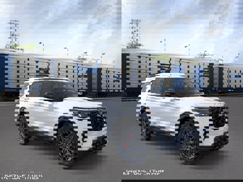 New 2026 Ford Explorer ST-Line image 7