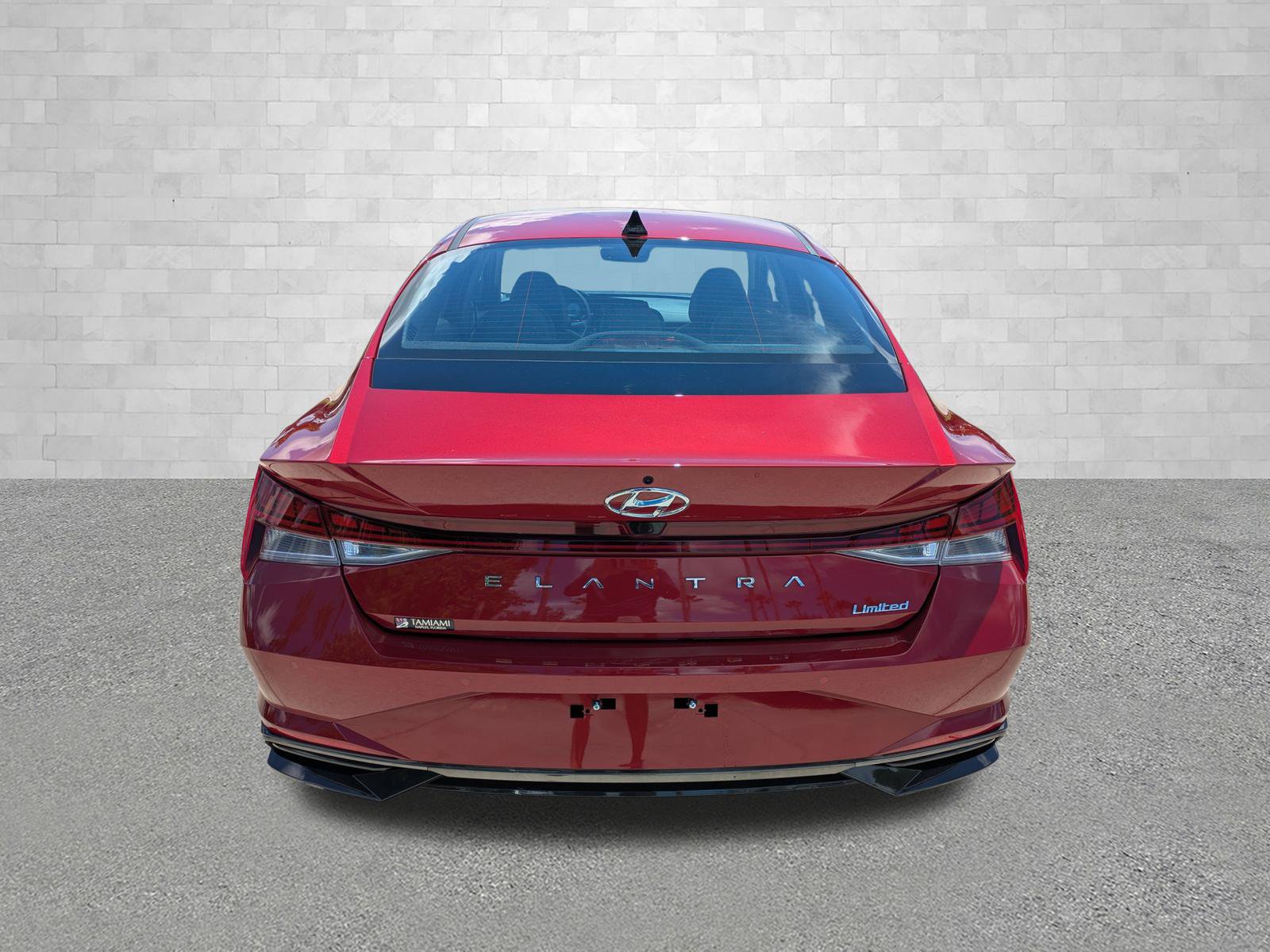 Certified 2023 Hyundai Elantra Limited w/ Cargo Package FWD image 3