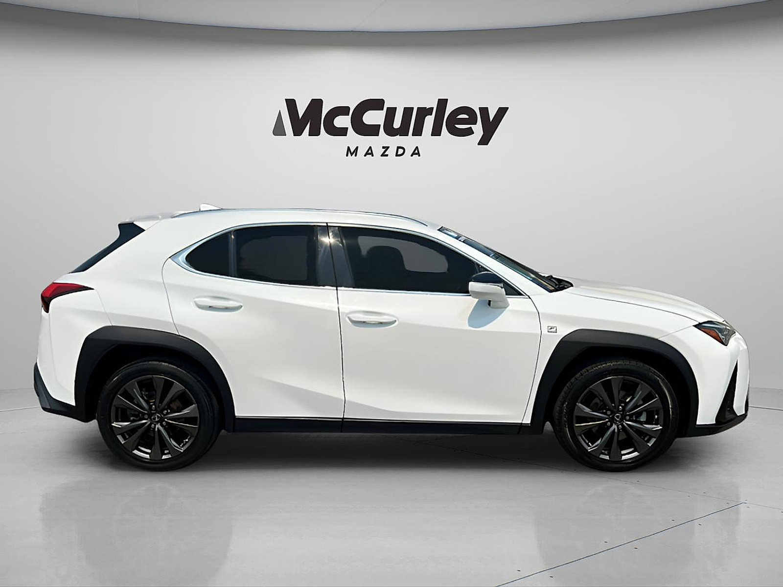Used 2019 Lexus UX 200 F Sport w/ F Sport Premium Package FWD image 8