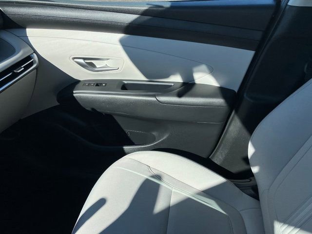 Used 2025 Hyundai Tucson SEL image 12