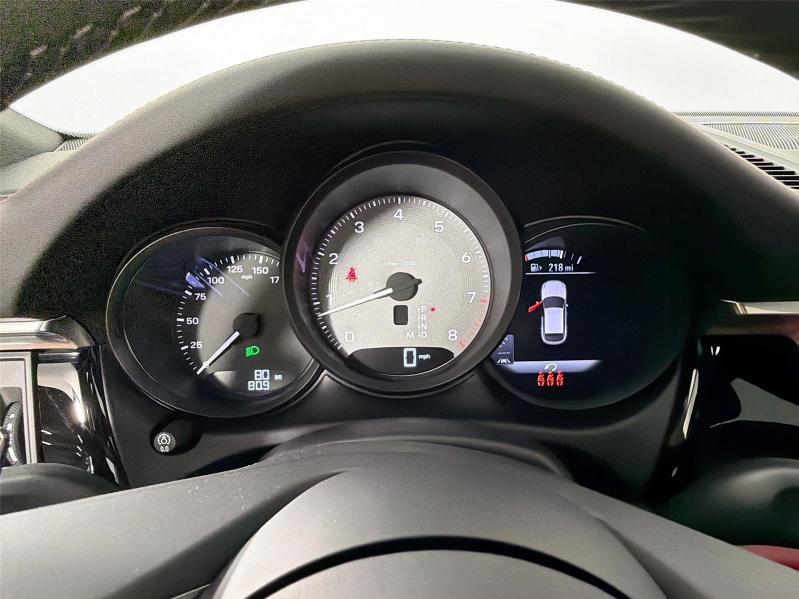 Certified 2025 Porsche Macan S AWD/4WD image 19