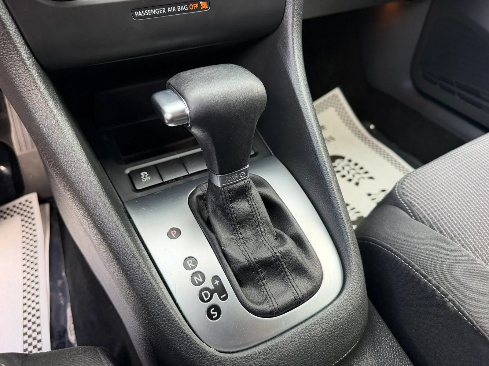 Used 2011 Volkswagen Golf TDI FWD image 18