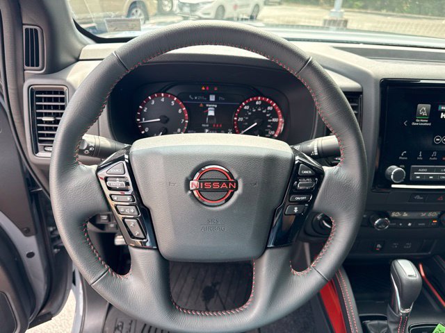 Used 2024 Nissan Frontier PRO-4X w/ Technology Package AWD/4WD image 19