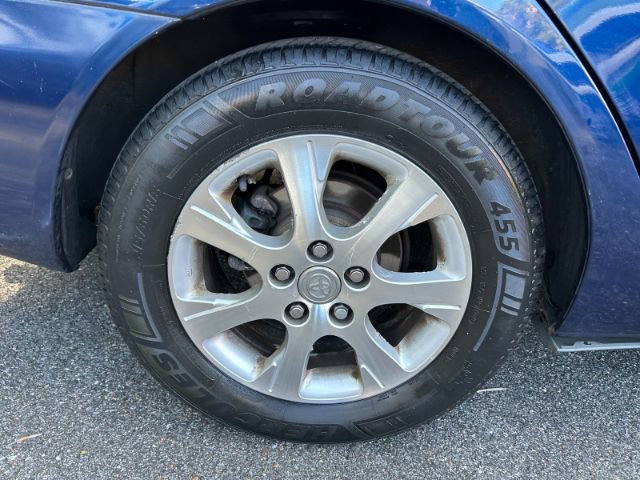 Used 2005 Toyota Camry XLE w/ VSC & Side Airbag Pkg FWD image 32